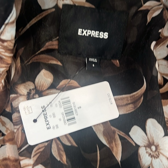 Express Sheer Coat - Gorgeous Pattern - Picture 4 of 4